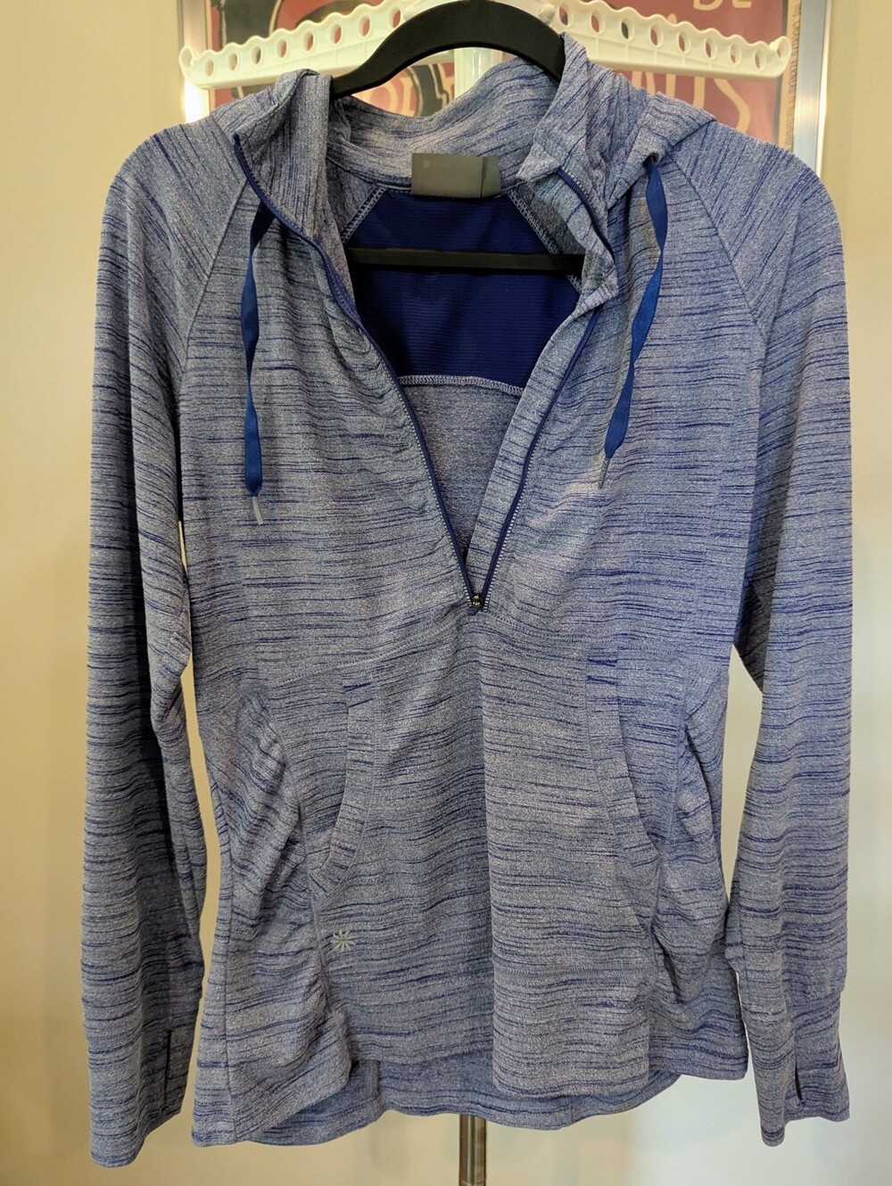 $18 Athleta Size M Amalfi Blue Heavenly Hail 1/2 Zip Hoodie EUC